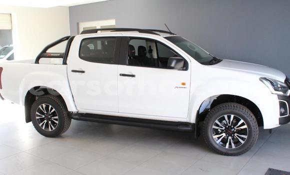 Acheter Occasion Voiture Isuzu D–MAX Blanc à Maseru, Maseru Acheter Occasion Voiture Isuzu D–MAX Blanc à Maseru, Maseru