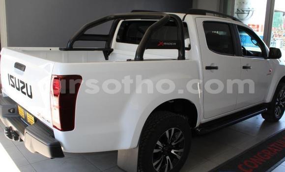 Acheter Occasion Voiture Isuzu D–MAX Blanc à Maseru, Maseru Acheter Occasion Voiture Isuzu D–MAX Blanc à Maseru, Maseru