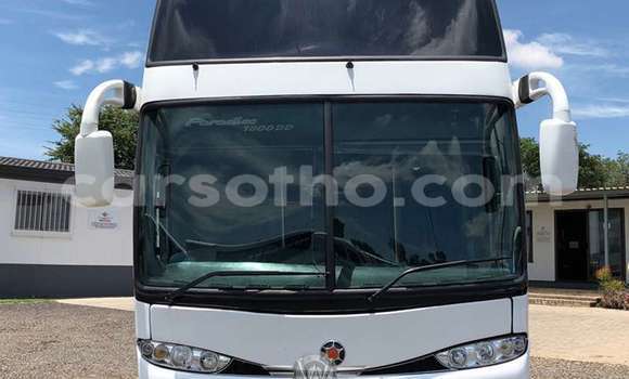 Buy Used Volvo F4 White Truck in Maseru in Maseru Buy Used Volvo F4 White Truck in Maseru in Maseru