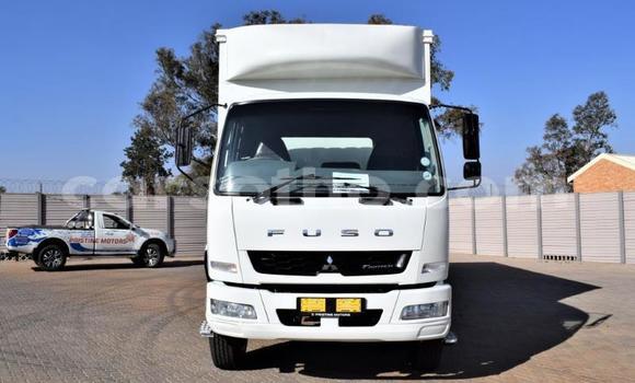 Sayi Na hannu Mitsubishi Van White Babbar mota in Maseru a Maseru Sayi Na hannu Mitsubishi Van White Babbar mota in Maseru a Maseru
