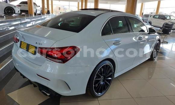 Sayi Na hannu Mercedes-Benz A–Class White Mota in Maseru a Maseru Sayi Na hannu Mercedes-Benz A–Class White Mota in Maseru a Maseru