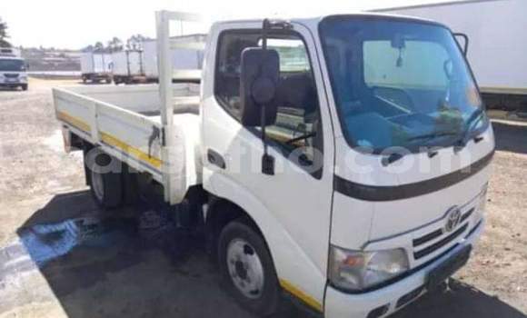 اشتري مستعمل Toyota Dyna White سيارة في Maseru في Maseru اشتري مستعمل Toyota Dyna White سيارة في Maseru في Maseru