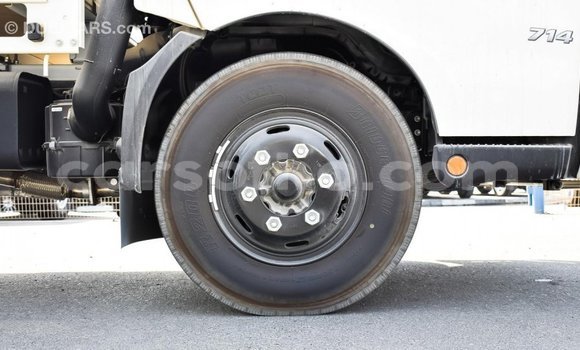 Sayi Imported Hino 300 Series White Babbar mota in Import - Dubai a Maseru