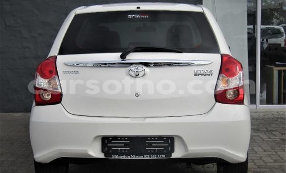 Sayi Na hannu Toyota Etios White Mota in Butha–Buthe a Thaba-Tseka Sayi Na hannu Toyota Etios White Mota in Butha–Buthe a Thaba-Tseka