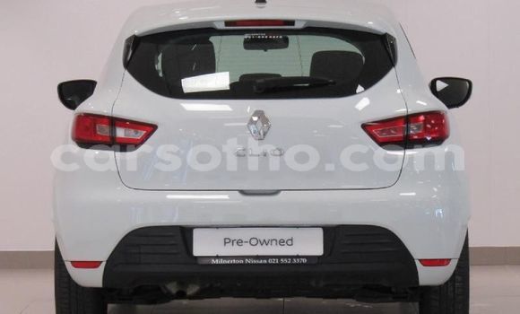 اشتري مستعمل Renault Clio White سيارة في Butha–Buthe في Thaba-Tseka اشتري مستعمل Renault Clio White سيارة في Butha–Buthe في Thaba-Tseka