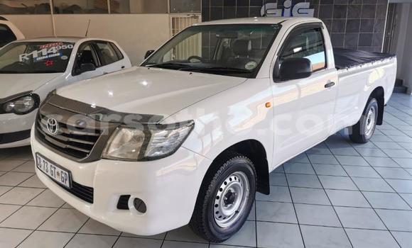 Acheter Occasion Voiture Toyota Hilux Blanc à Maseru, Maseru Acheter Occasion Voiture Toyota Hilux Blanc à Maseru, Maseru
