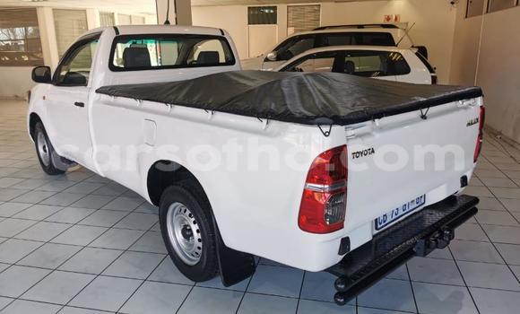 Acheter Occasion Voiture Toyota Hilux Blanc à Maseru, Maseru Acheter Occasion Voiture Toyota Hilux Blanc à Maseru, Maseru