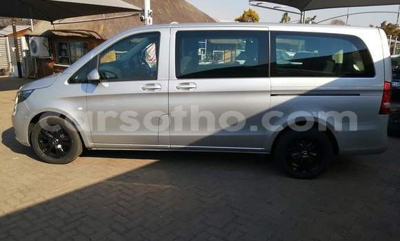 اشتري مستعمل Mercedes-Benz Vito Silver سيارة في Butha Buthe في Butha-Buthe اشتري مستعمل Mercedes-Benz Vito Silver سيارة في Butha Buthe في Butha-Buthe