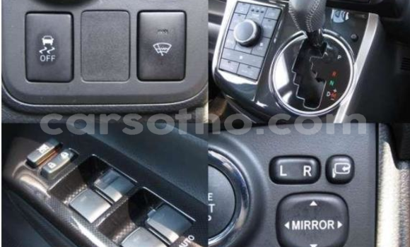 Sayi Na hannu Toyota Wish Black Mota in Butha Buthe a Butha-Buthe Sayi Na hannu Toyota Wish Black Mota in Butha Buthe a Butha-Buthe