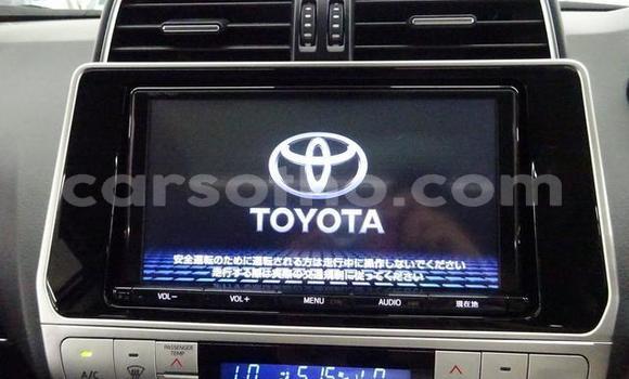 اشتري مستعمل Toyota Land Cruiser Prado White سيارة في Butha Buthe في Butha-Buthe اشتري مستعمل Toyota Land Cruiser Prado White سيارة في Butha Buthe في Butha-Buthe