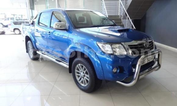 Sayi Na hannu Toyota Hilux Blue Mota in Maputsoe a Leribe Sayi Na hannu Toyota Hilux Blue Mota in Maputsoe a Leribe