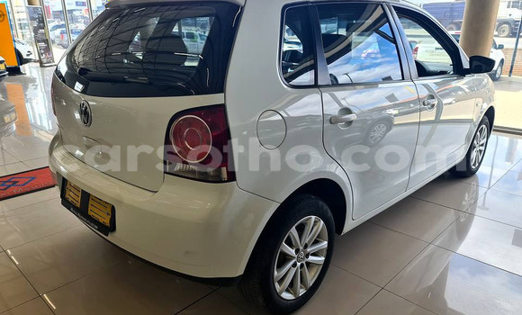 Sayi Na hannu Volkswagen Polo White Mota in Maseru a Maseru Sayi Na hannu Volkswagen Polo White Mota in Maseru a Maseru