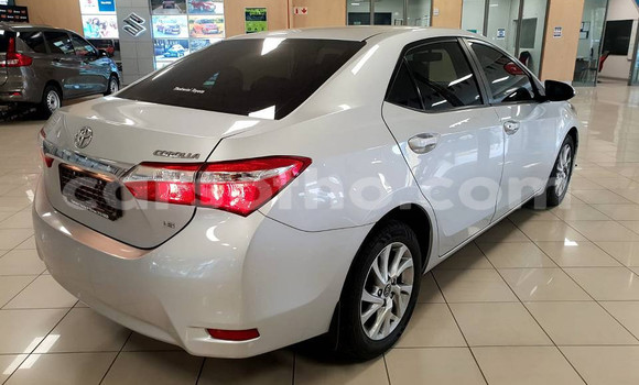 Sayi Na hannu Toyota Corolla Silver Mota in Maseru a Maseru Sayi Na hannu Toyota Corolla Silver Mota in Maseru a Maseru