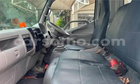 Sayi Na hannu Toyota Dyna White Mota in Maseru a Maseru Sayi Na hannu Toyota Dyna White Mota in Maseru a Maseru