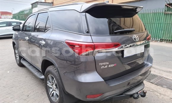 Sayi Na hannu Toyota Fortuner Other Mota in Maseru a Maseru Sayi Na hannu Toyota Fortuner Other Mota in Maseru a Maseru