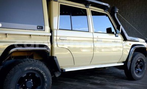 اشتري مستعمل Toyota Land Cruiser Brown سيارة في Butha–Buthe في Thaba-Tseka اشتري مستعمل Toyota Land Cruiser Brown سيارة في Butha–Buthe في Thaba-Tseka