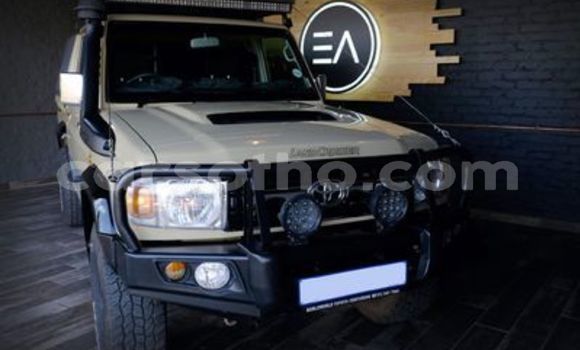 اشتري مستعمل Toyota Land Cruiser Brown سيارة في Butha–Buthe في Thaba-Tseka اشتري مستعمل Toyota Land Cruiser Brown سيارة في Butha–Buthe في Thaba-Tseka