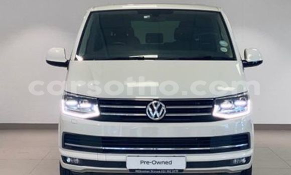 Buy Used Volkswagen Caravelle White Car in Maseru in Maseru Buy Used Volkswagen Caravelle White Car in Maseru in Maseru