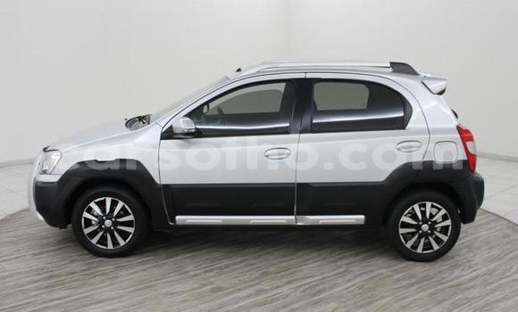Sayi Na hannu Toyota Etios Silver Mota in Roma a Maseru Sayi Na hannu Toyota Etios Silver Mota in Roma a Maseru