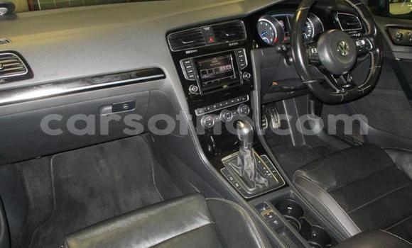 Sayi Na hannu Volkswagen Golf R White Mota in Maseru a Maseru Sayi Na hannu Volkswagen Golf R White Mota in Maseru a Maseru