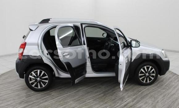 Sayi Na hannu Toyota Etios Silver Mota in Roma a Maseru Sayi Na hannu Toyota Etios Silver Mota in Roma a Maseru