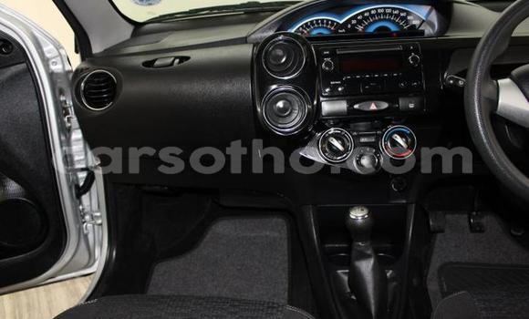 Sayi Na hannu Toyota Etios Silver Mota in Roma a Maseru Sayi Na hannu Toyota Etios Silver Mota in Roma a Maseru