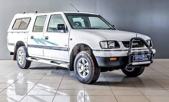 Acheter Occasion Voiture Isuzu KB Blanc à Maseru, Maseru Acheter Occasion Voiture Isuzu KB Blanc à Maseru, Maseru