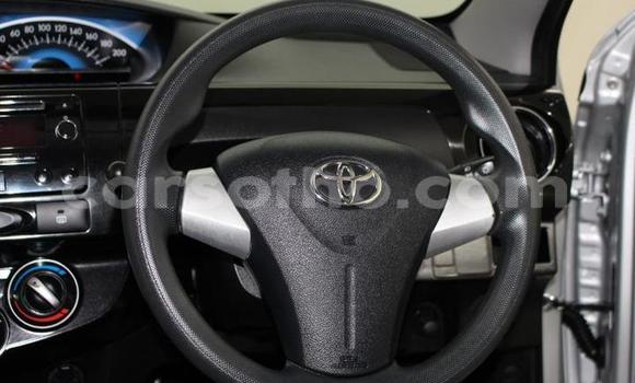 Sayi Na hannu Toyota Etios Silver Mota in Roma a Maseru Sayi Na hannu Toyota Etios Silver Mota in Roma a Maseru