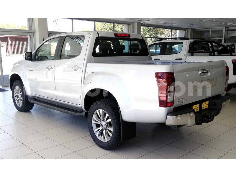 Big with watermark isuzu d max maseru maseru 23156