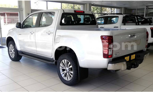 اشتري مستعمل Isuzu D–MAX Silver سيارة في Maseru في Maseru اشتري مستعمل Isuzu D–MAX Silver سيارة في Maseru في Maseru