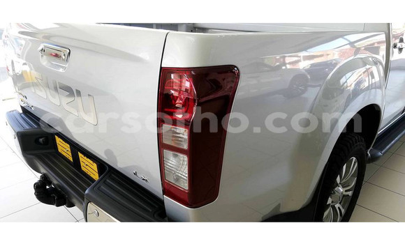 اشتري مستعمل Isuzu D–MAX Silver سيارة في Maseru في Maseru اشتري مستعمل Isuzu D–MAX Silver سيارة في Maseru في Maseru