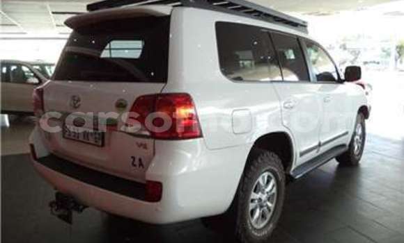 Buy Used Toyota Land Cruiser White Car in Butha–Buthe in Thaba-Tseka Buy Used Toyota Land Cruiser White Car in Butha–Buthe in Thaba-Tseka