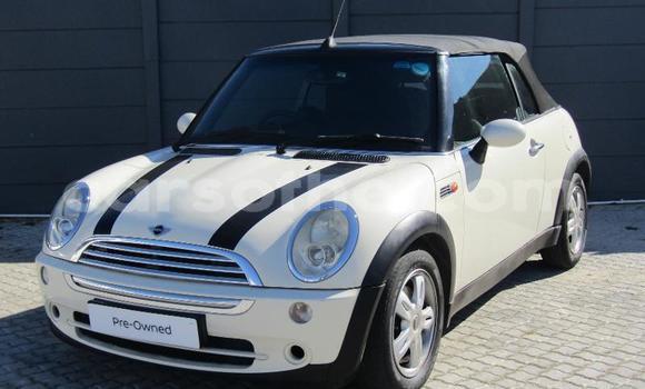 Sayi Na hannu Mini Cooper White Mota in Butha–Buthe a Thaba-Tseka Sayi Na hannu Mini Cooper White Mota in Butha–Buthe a Thaba-Tseka