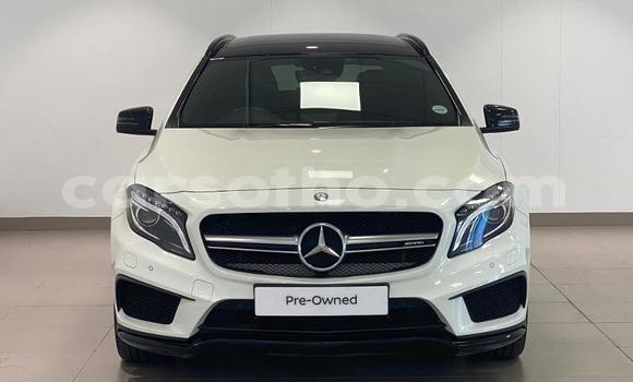 Sayi Na hannu Mercedes-Benz GLA-klasse AMG White Mota in Butha–Buthe a Thaba-Tseka Sayi Na hannu Mercedes-Benz GLA-klasse AMG White Mota in Butha–Buthe a Thaba-Tseka