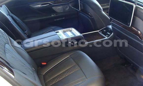 Sayi Na hannu BMW 7er White Mota in Roma a Maseru Sayi Na hannu BMW 7er White Mota in Roma a Maseru