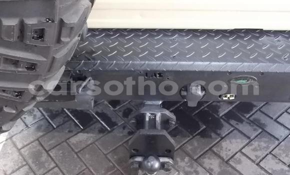 Sayi Na hannu Toyota Land Cruiser Beige Mota in Maseru a Maseru Sayi Na hannu Toyota Land Cruiser Beige Mota in Maseru a Maseru