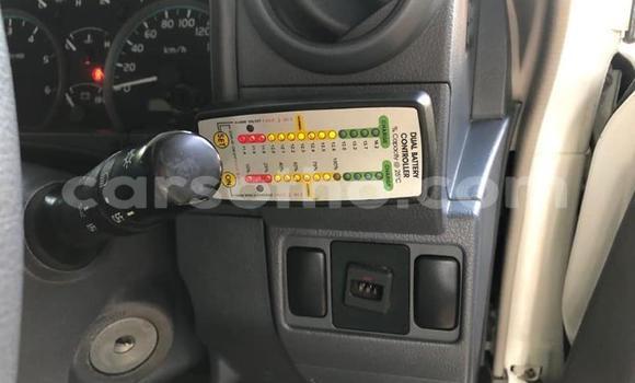 اشتري مستعمل Toyota Land Cruiser White سيارة في Maputsoe في Leribe اشتري مستعمل Toyota Land Cruiser White سيارة في Maputsoe في Leribe