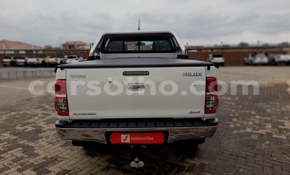Acheter Occasion Voiture Toyota Hilux Blanc à Maputsoa, Leribe Acheter Occasion Voiture Toyota Hilux Blanc à Maputsoa, Leribe