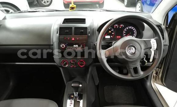 Acheter Occasion Voiture Volkswagen Polo Blanc à Butha–Buthe, Thaba-Tseka Acheter Occasion Voiture Volkswagen Polo Blanc à Butha–Buthe, Thaba-Tseka