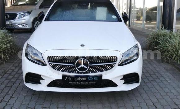 Acheter Occasion Voiture Mercedes-Benz C–Class Blanc à Maseru, Maseru Acheter Occasion Voiture Mercedes-Benz C–Class Blanc à Maseru, Maseru