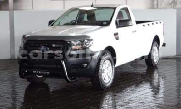 Sayi Na hannu Ford Ranger White Mota in Hlotse a Leribe Sayi Na hannu Ford Ranger White Mota in Hlotse a Leribe