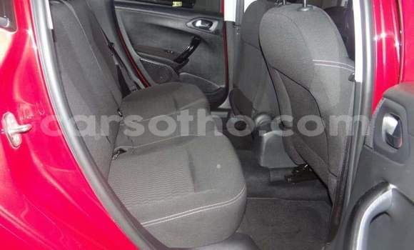 Acheter Occasion Voiture Peugeot 208 Rouge à Hlotse, Leribe Acheter Occasion Voiture Peugeot 208 Rouge à Hlotse, Leribe