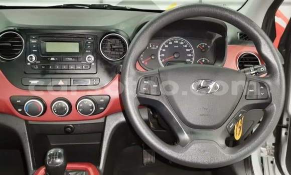 Sayi Na hannu Hyundai ix20 Silver Mota in Hlotse a Leribe Sayi Na hannu Hyundai ix20 Silver Mota in Hlotse a Leribe