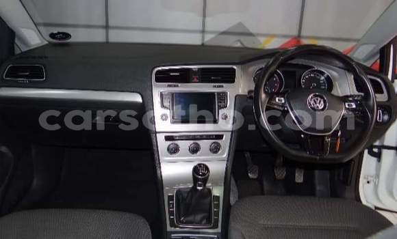 Sayi Na hannu Volkswagen Golf R White Mota in Hlotse a Leribe Sayi Na hannu Volkswagen Golf R White Mota in Hlotse a Leribe