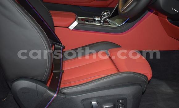 اشتري مستعمل BMW 8er Blue سيارة في Roma في Maseru اشتري مستعمل BMW 8er Blue سيارة في Roma في Maseru
