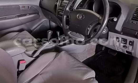 Acheter Occasion Voiture Toyota Hilux Blanc à Hlotse, Leribe Acheter Occasion Voiture Toyota Hilux Blanc à Hlotse, Leribe