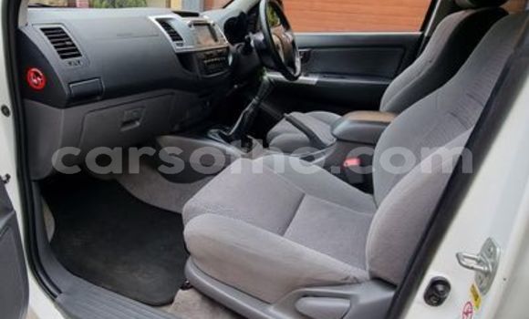 اشتري مستعمل Toyota Hilux White سيارة في Butha–Buthe في Thaba-Tseka اشتري مستعمل Toyota Hilux White سيارة في Butha–Buthe في Thaba-Tseka