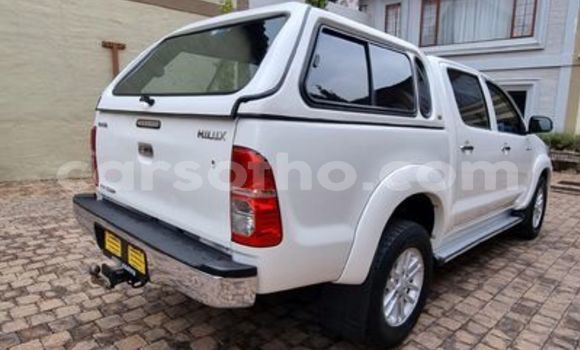 اشتري مستعمل Toyota Hilux White سيارة في Butha–Buthe في Thaba-Tseka اشتري مستعمل Toyota Hilux White سيارة في Butha–Buthe في Thaba-Tseka
