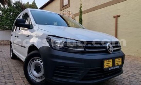 اشتري مستعمل Volkswagen Caddy White سيارة في Hlotse في Leribe اشتري مستعمل Volkswagen Caddy White سيارة في Hlotse في Leribe