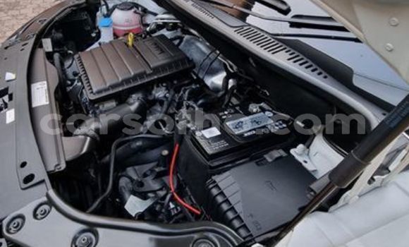 اشتري مستعمل Volkswagen Caddy White سيارة في Hlotse في Leribe اشتري مستعمل Volkswagen Caddy White سيارة في Hlotse في Leribe